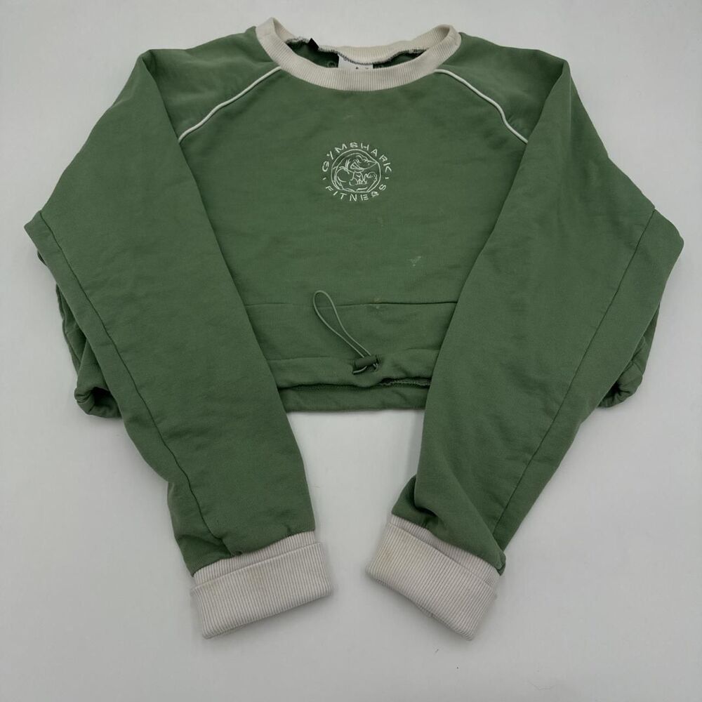 Gymshark Women's Green Sweatshirt